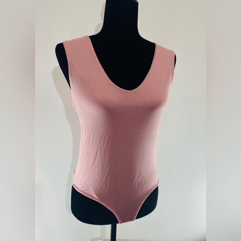 Mendocino Rose Colour V neck Body suit